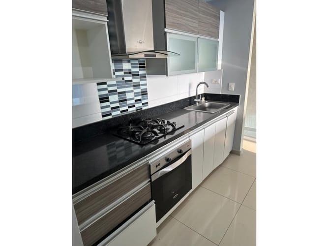 Apartamento en venta en Crespo, Cartagena · foto 4 de 24
