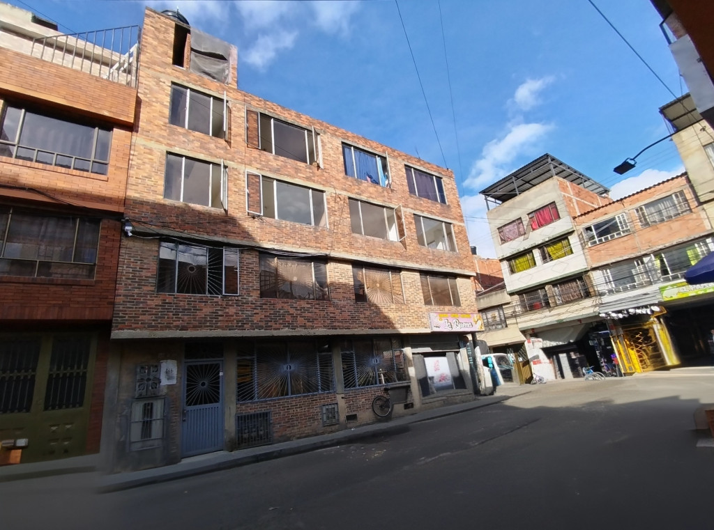 Casa en venta en Santa Rita, Bogotá · foto 2 de 20