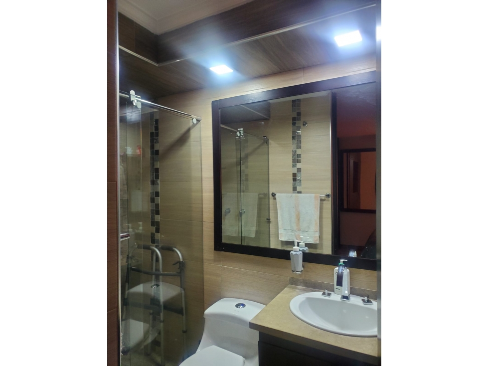 Apartamento en venta en Ciudad Alsacia, Bogotá · foto 9 de 13