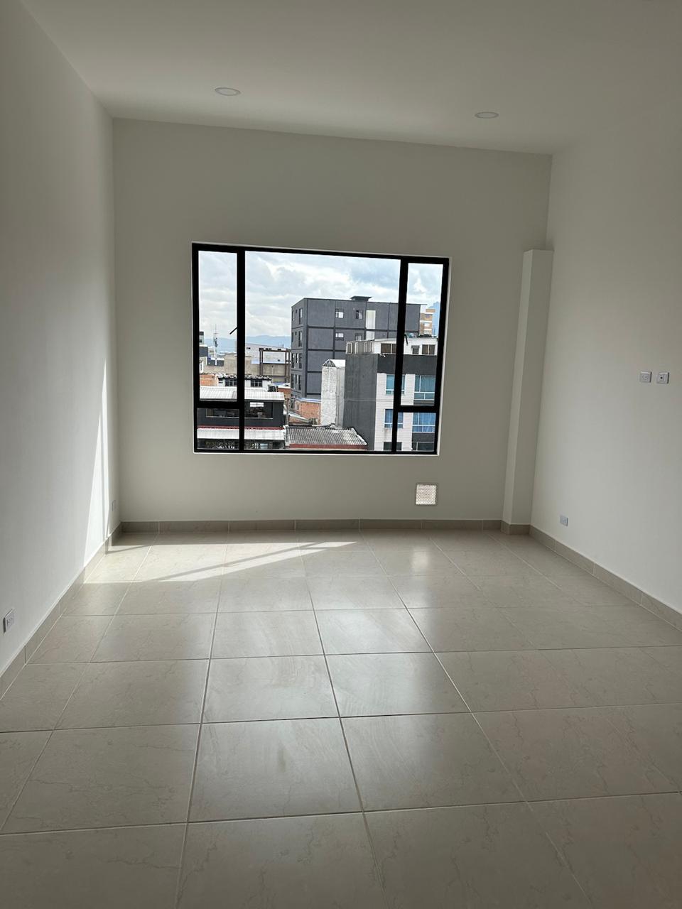 Apartamento en venta en Santa Isabel, Bogotá · foto 2 de 8