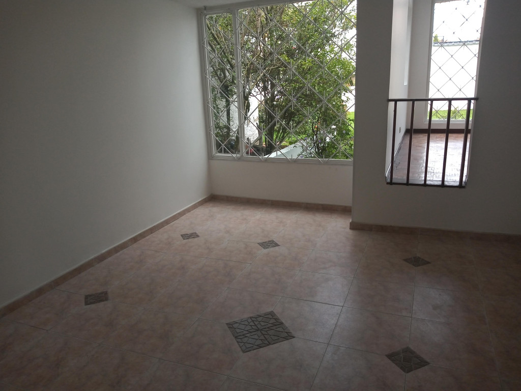 Casa en venta en La Floresta, Bogotá · foto 8 de 23