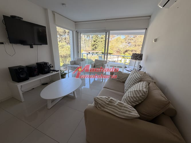 Apartamento de 1 dormitorio en venta en zona Mansa