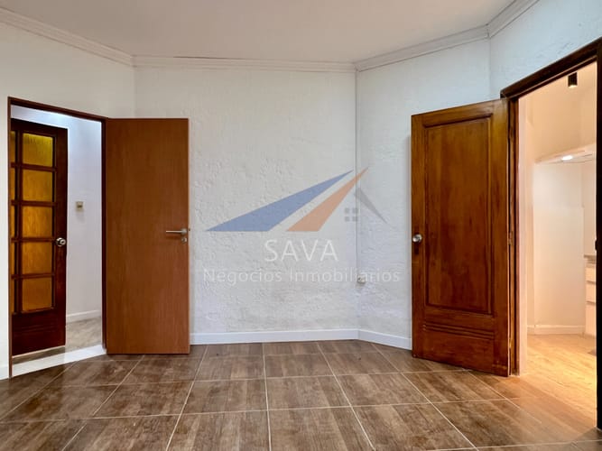 Alquiler Casa 2 Dormitorios en Malvín! A Pasos de la Rambla. · Foto 4