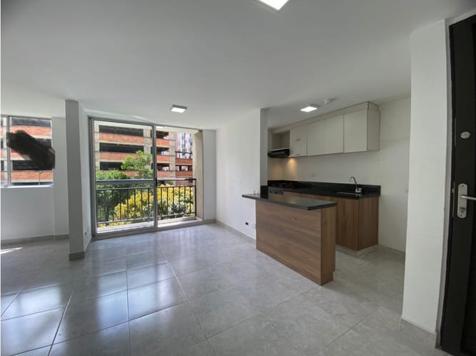 Apartamento de 2 alcobas en venta en La Doctora, Sabaneta, 50 m² · foto 10 de 18