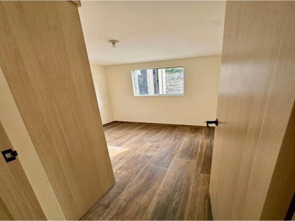 Apartamento en venta en Calasanz, Medellín · foto 4 de 8