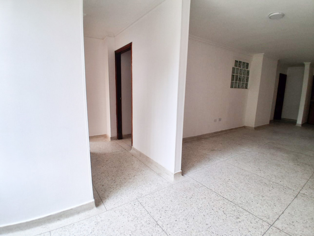 Apartamento en arriendo en Lago Alto, Barranquilla · foto 2 de 16