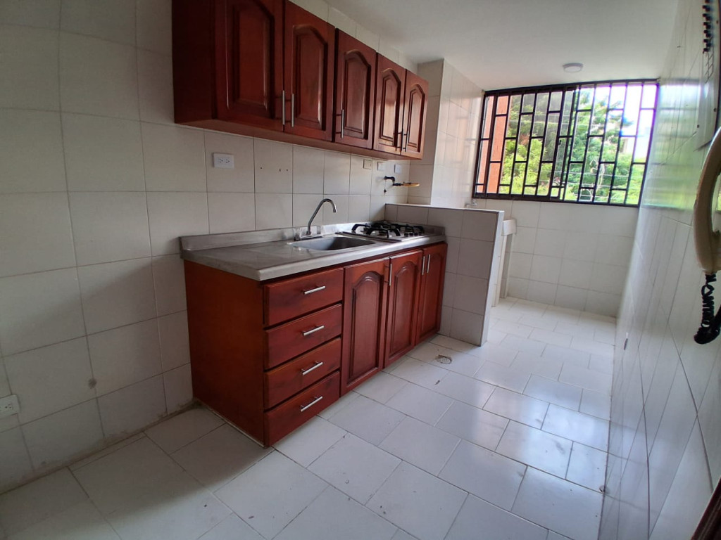 Apartamento en arriendo en Lago Alto, Barranquilla · foto 3 de 16