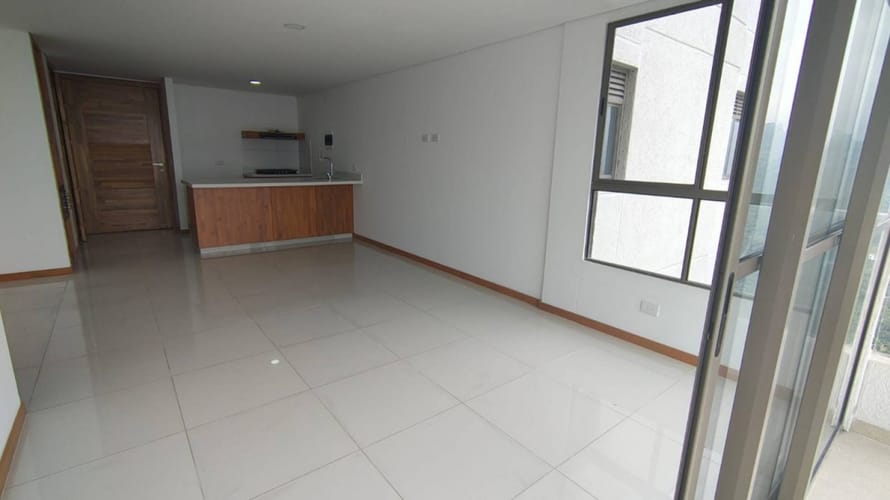 Apartamento de 2 alcobas en venta en Loma De San Jose, Sabaneta, 75 m² · foto 10 de 19