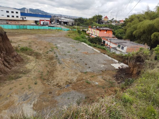 Lote en arriendo en Santana, Dosquebradas, 5700 m² · foto 7 de 19