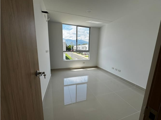 Casa de 3 alcobas en venta en Juan De Ampudia, Jamundí, 165 m² · foto 4 de 11