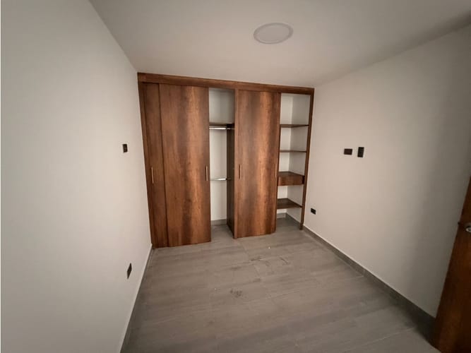 Apartamento de 3 alcobas en venta en Santa Mónica, Medellín, 218 m² · foto 7 de 21
