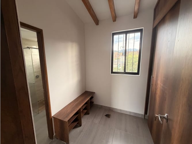 Apartamento de 3 alcobas en venta en Santa Mónica, Medellín, 218 m² · foto 8 de 21