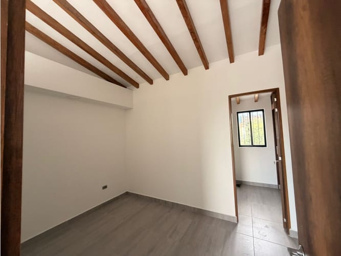 Apartamento de 3 alcobas en venta en Santa Mónica, Medellín, 218 m² · foto 17 de 21