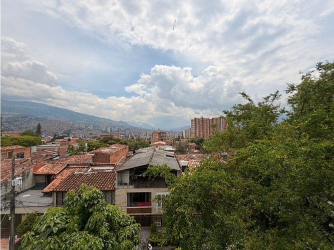 Apartamento de 3 alcobas en venta en Santa Mónica, Medellín, 218 m² · foto 21 de 21