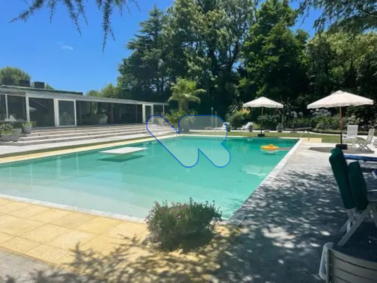 Venta y Alquiler Anual Casa 5D Lugano con Piscina y Barbacoa · Foto 2