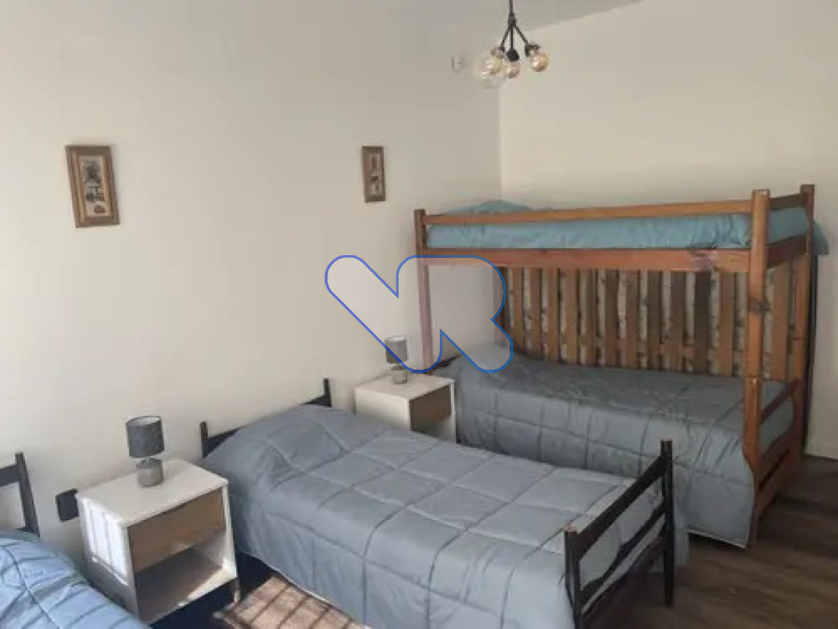 Venta y Alquiler Anual Casa 5D Lugano con Piscina y Barbacoa · Foto 11