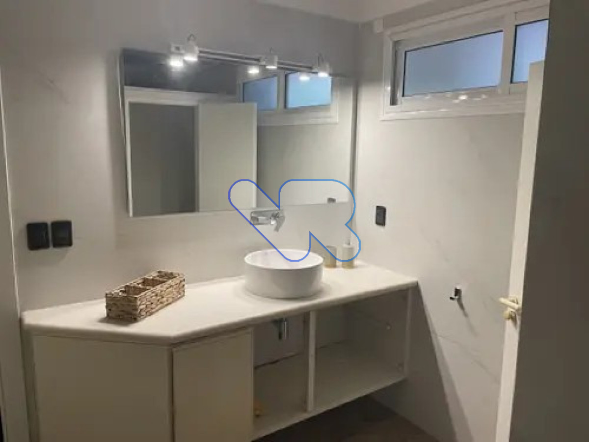Venta y Alquiler Anual Casa 5D Lugano con Piscina y Barbacoa · Foto 12