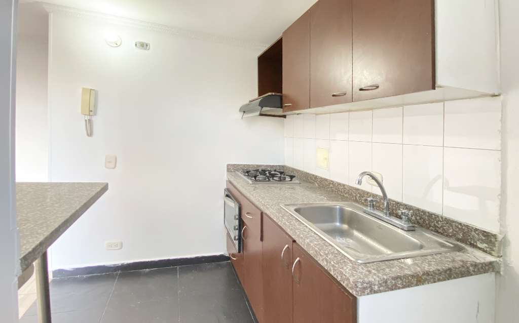 Apartamento en venta en El Castillo, Bogotá · foto 6 de 23