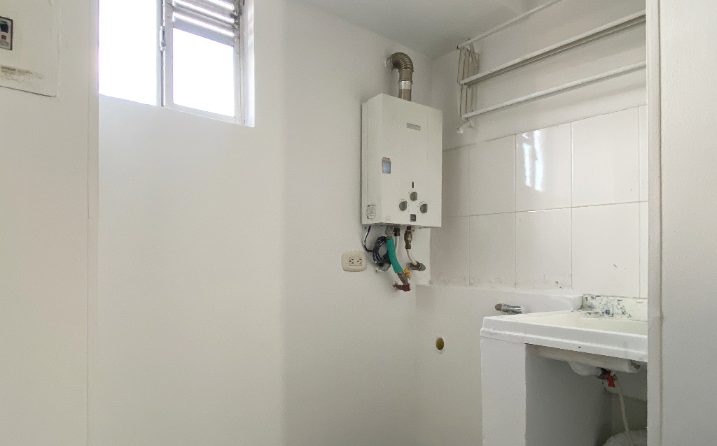 Apartamento en venta en El Castillo, Bogotá · foto 7 de 23