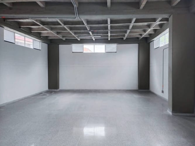 Bodega en arriendo en Belén San Bernardo, Medellín, 190 m² · foto 2 de 10