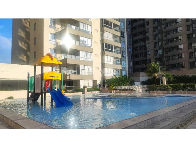 Apartamento en venta en Cr.La Castellana, Barranquilla · foto 4 de 13