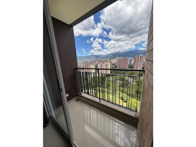 Apartamento de 3 alcobas en venta en San Francisco, Medellín, 64 m² · foto 6 de 24