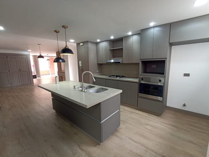 Apartment for rent in Conquistadores, Medellín