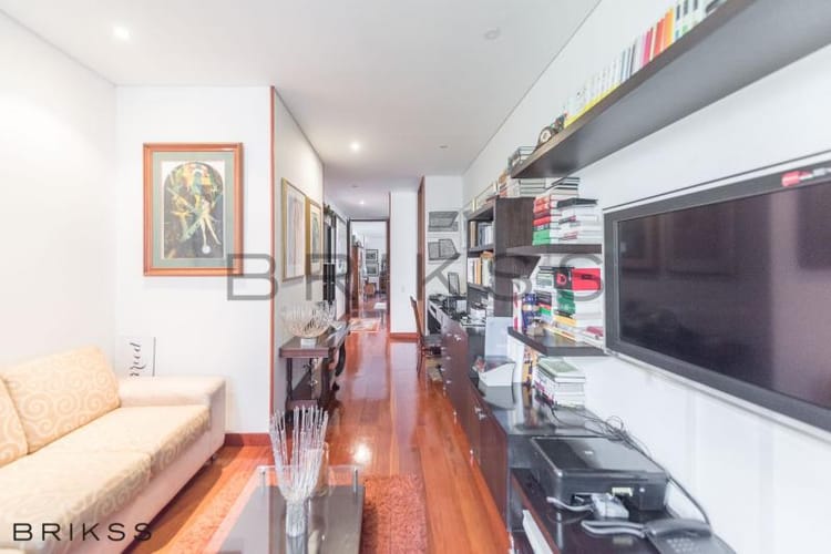 Apartamento en venta en Los Rosales, Bogotá · foto 18 de 19