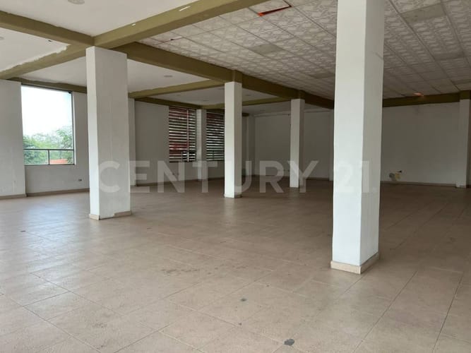 Local en arriendo en Refugio, Villavicencio, 200 m² · foto 3 de 7