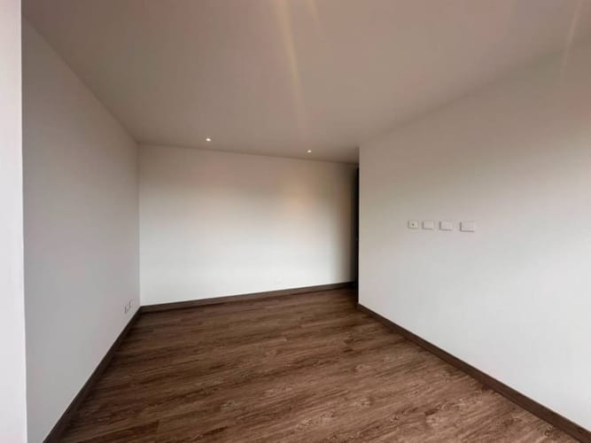 Apartamento de 2 alcobas en arriendo en Los Balsos, Medellín, 94 m² · foto 4 de 21