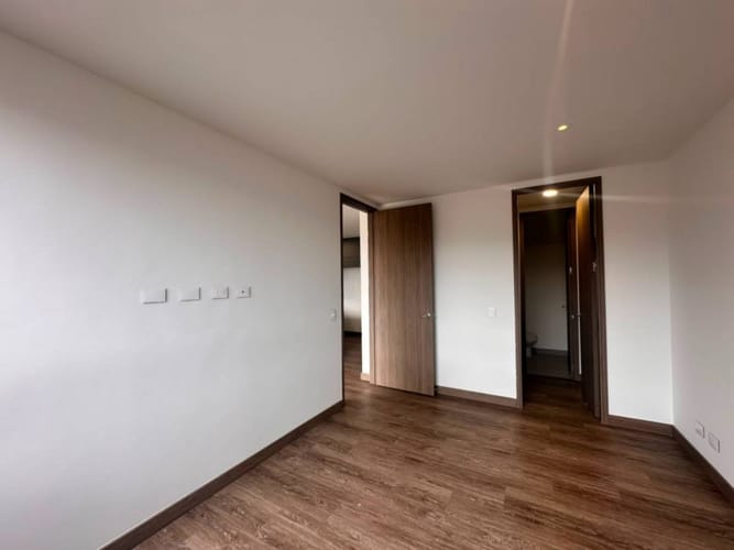 Apartamento de 2 alcobas en arriendo en Los Balsos, Medellín, 94 m² · foto 8 de 21