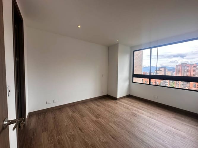 Apartamento de 2 alcobas en arriendo en Los Balsos, Medellín, 94 m² · foto 10 de 21