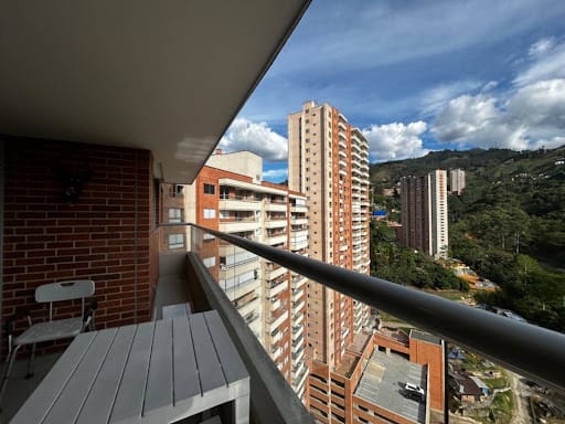 Apartamento de 3 alcobas en venta en San Rafael, Sabaneta, 86 m² · foto 3 de 21