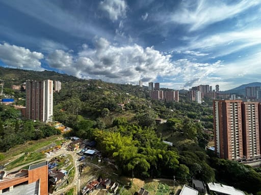 Apartamento de 3 alcobas en venta en San Rafael, Sabaneta, 86 m² · foto 4 de 21