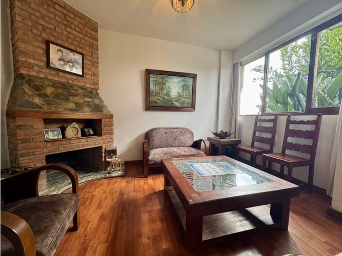 Casa de 4 alcobas en venta en El Chocho, Envigado, 170 m² · foto 3 de 24