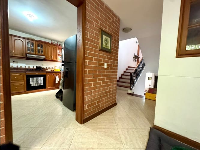 Casa de 4 alcobas en venta en El Chocho, Envigado, 170 m² · foto 8 de 24