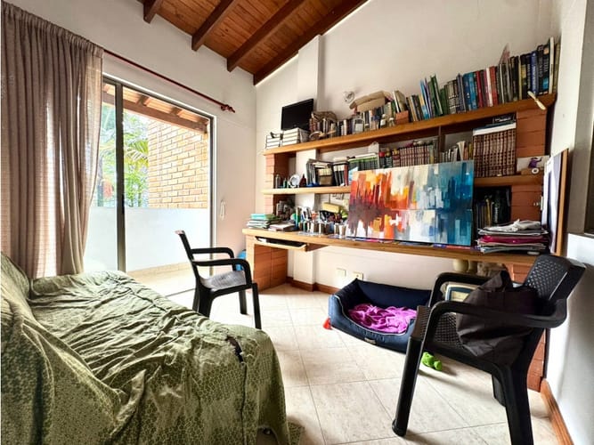 Casa de 4 alcobas en venta en El Chocho, Envigado, 170 m² · foto 16 de 24
