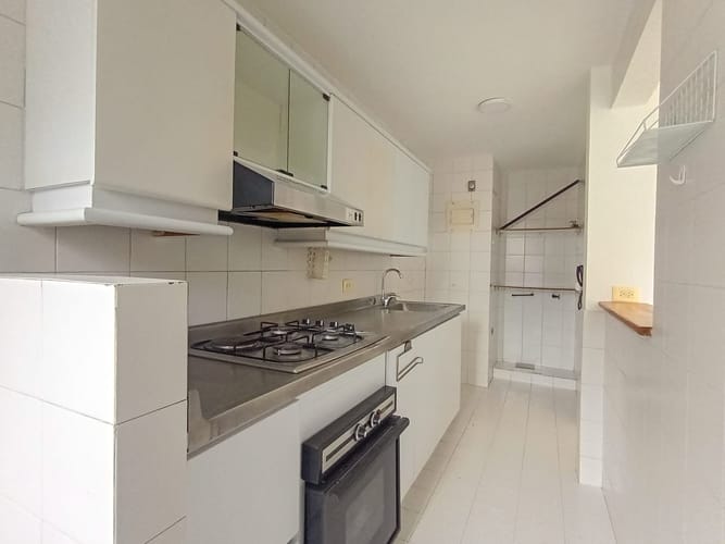 Apartamento de 2 alcobas en arriendo en Laureles, Medellín, 65 m² · foto 4 de 18