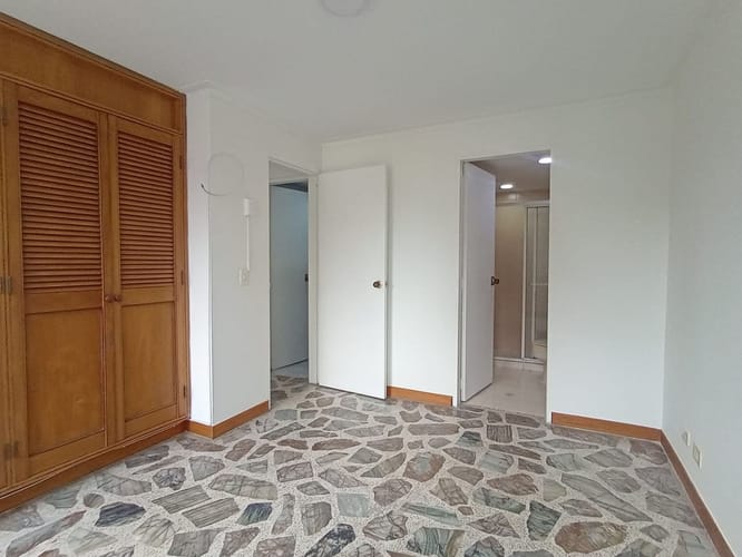 Apartamento de 2 alcobas en arriendo en Laureles, Medellín, 65 m² · foto 14 de 18