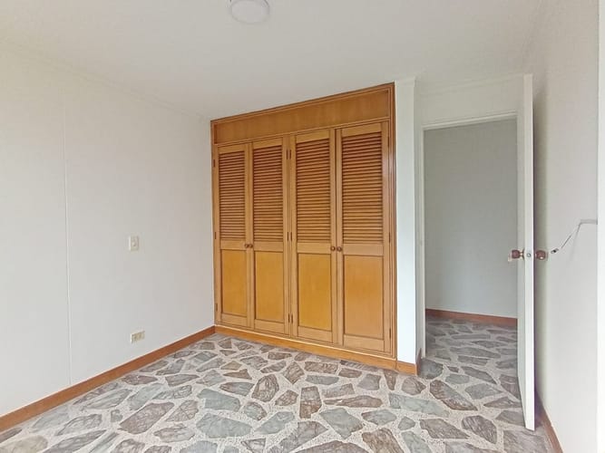 Apartamento de 2 alcobas en arriendo en Laureles, Medellín, 65 m² · foto 9 de 18