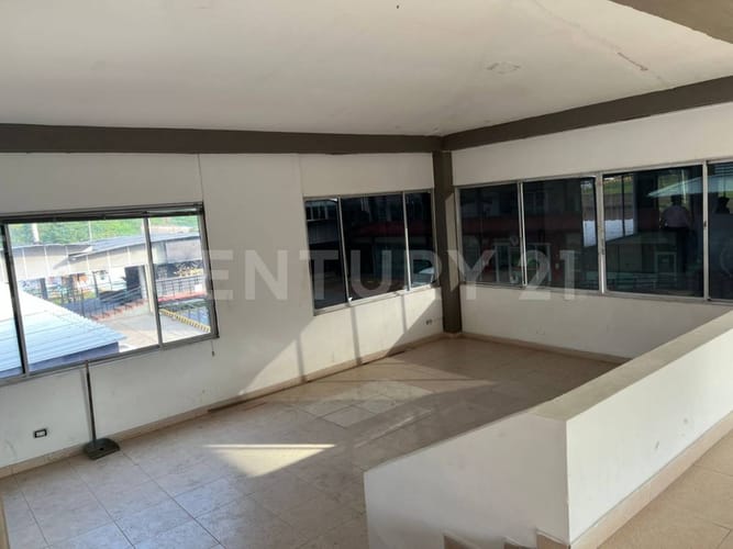 Local en arriendo en Refugio, Villavicencio, 113 m² · foto 2 de 11