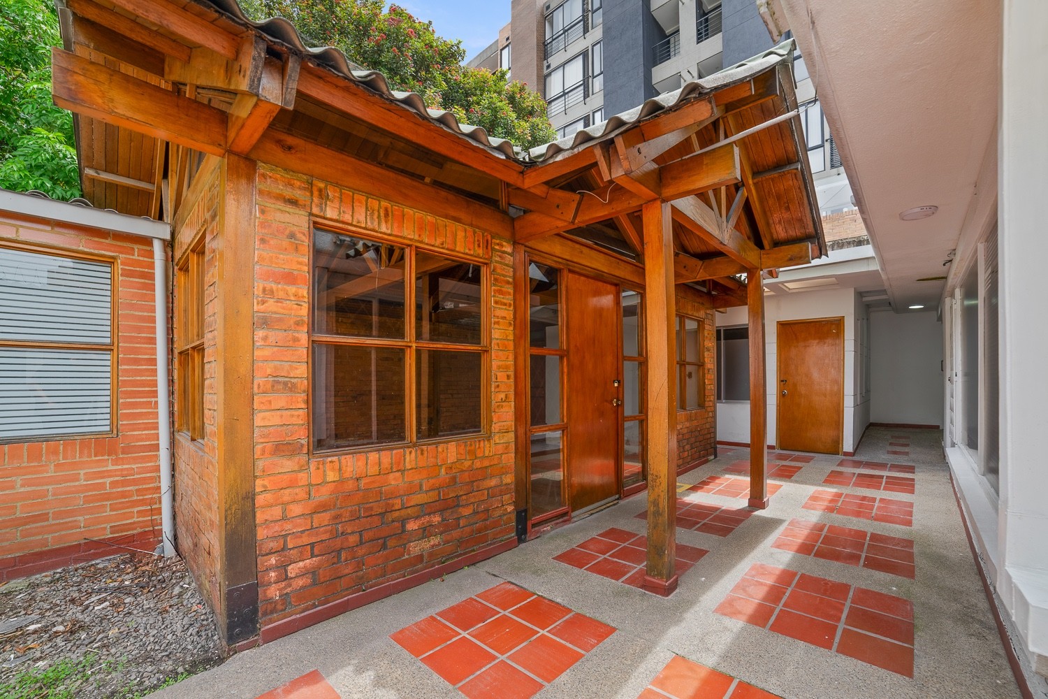 Casa en venta en Santa Barbara, Bogotá · foto 8 de 24