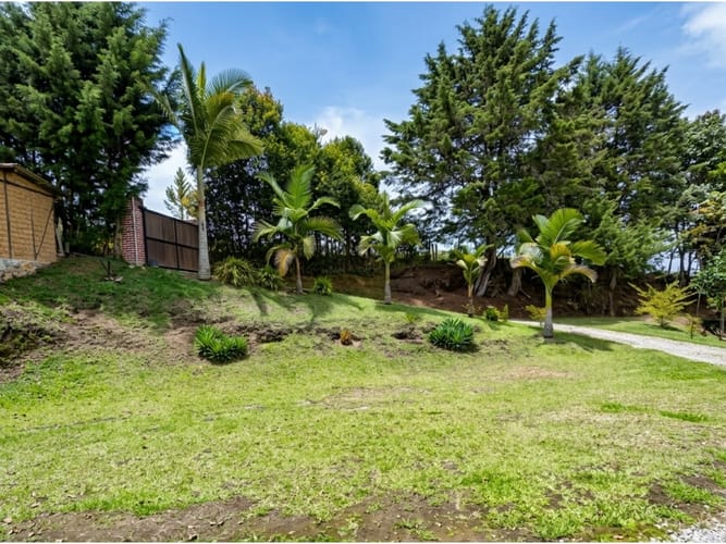 Finca en arriendo en Llano Grande, Rionegro, 120 m² · foto 2 de 11