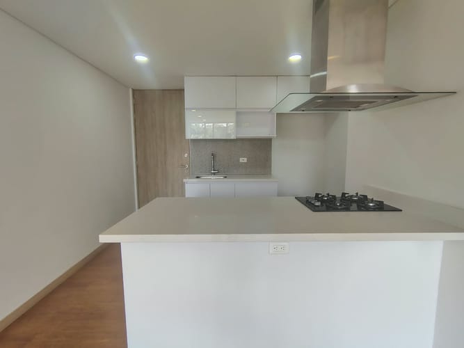 Apartamento de 2 alcobas en arriendo en Santa María De Los Ángeles, Medellín, 68 m² · foto 4 de 16