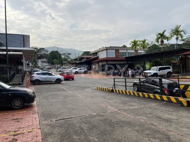 Oficina en arriendo en Refugio, Villavicencio, 130 m² · foto 7 de 9