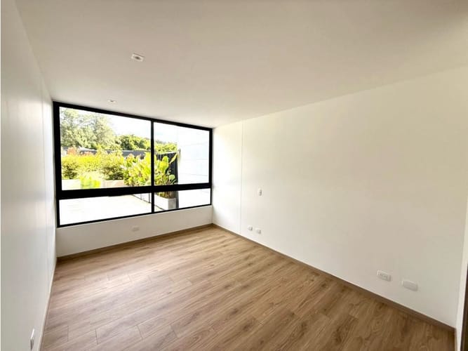 Apartamento en venta en Llano Grande, Envigado · foto 6 de 9