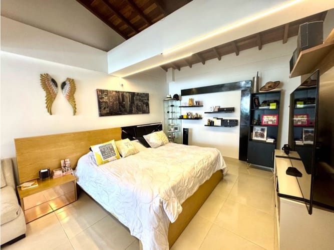 Apartamento de 3 alcobas en venta en Prados De Sabaneta, Envigado, 130 m² · foto 4 de 24