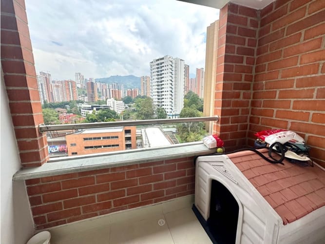 Apartamento de 3 alcobas en venta en Prados De Sabaneta, Envigado, 130 m² · foto 13 de 24