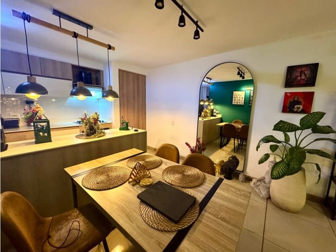 Apartamento de 3 alcobas en venta en Loma De San Jose, Envigado, 87 m² · foto 3 de 15
