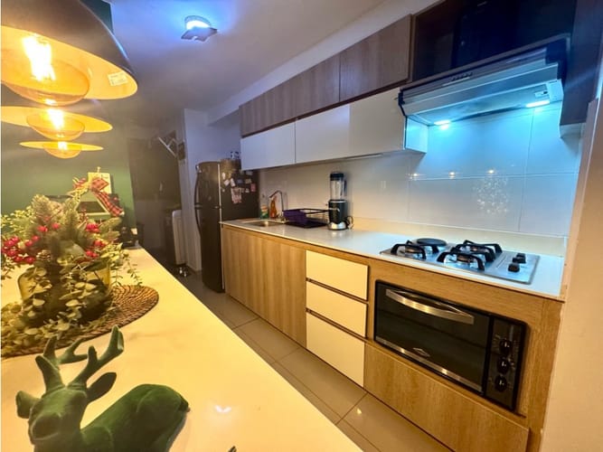Apartamento de 3 alcobas en venta en Loma De San Jose, Envigado, 87 m² · foto 5 de 15